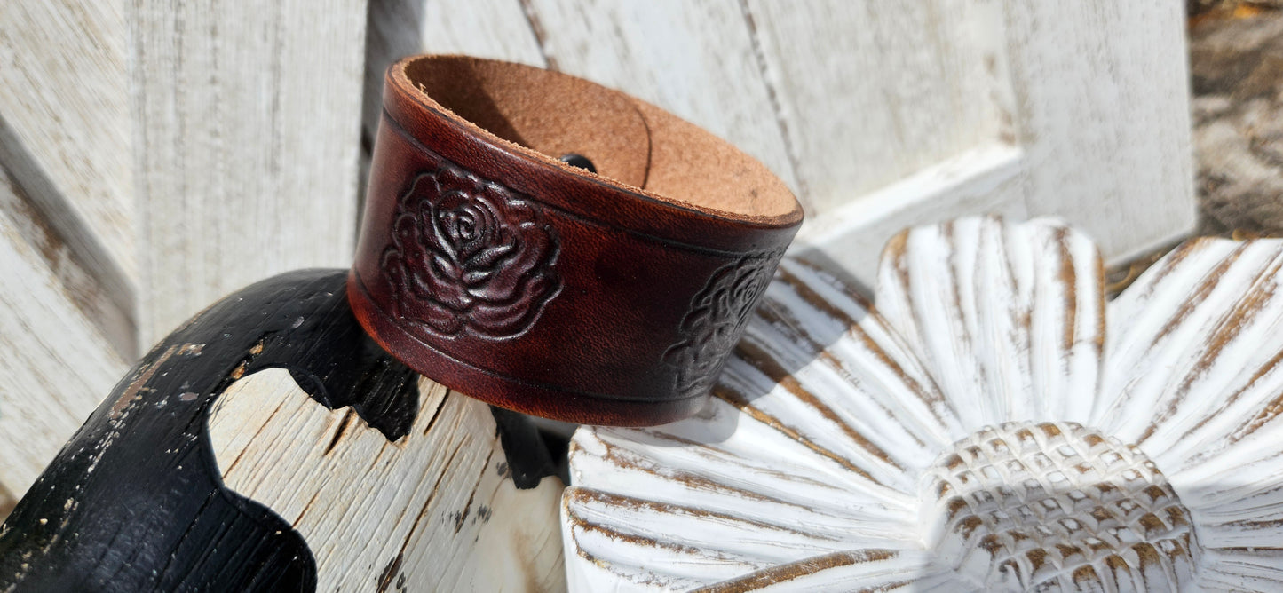 Leather cuff bracelet